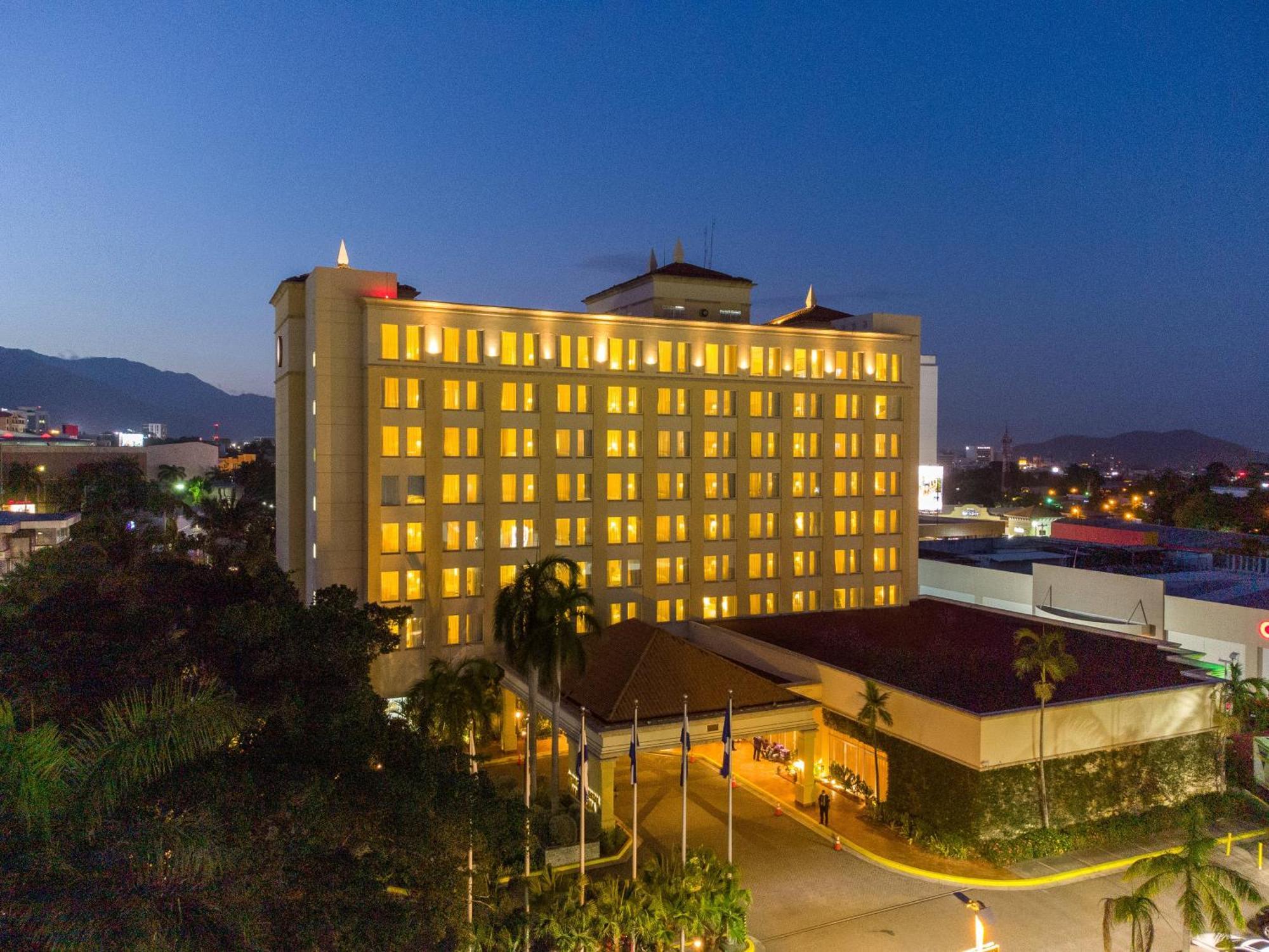 Hotel Real Intercontinental San Pedro Sula, An Ihg Hotel Exterior foto